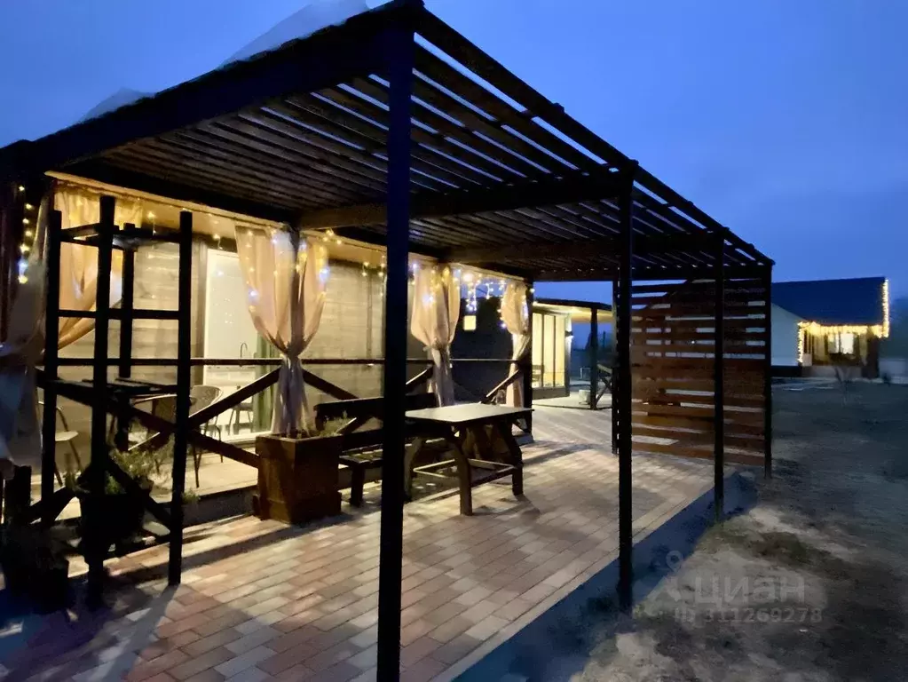 Дом в Волгоградская область, Калачевский район, Ильевское с/пос, Волна ... - Фото 2