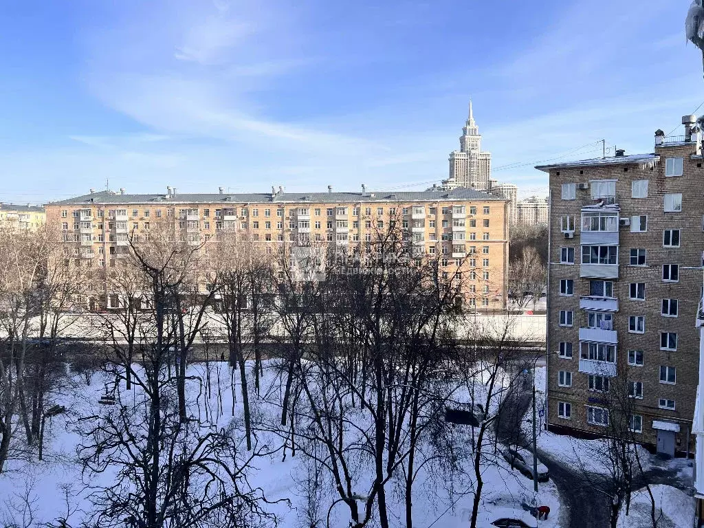 Продается 2-комнатная квартира - Фото 1