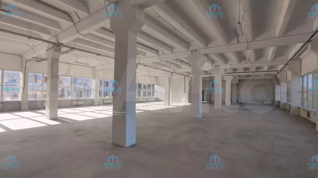 Склад с офисом, 925 м2 - Фото 0