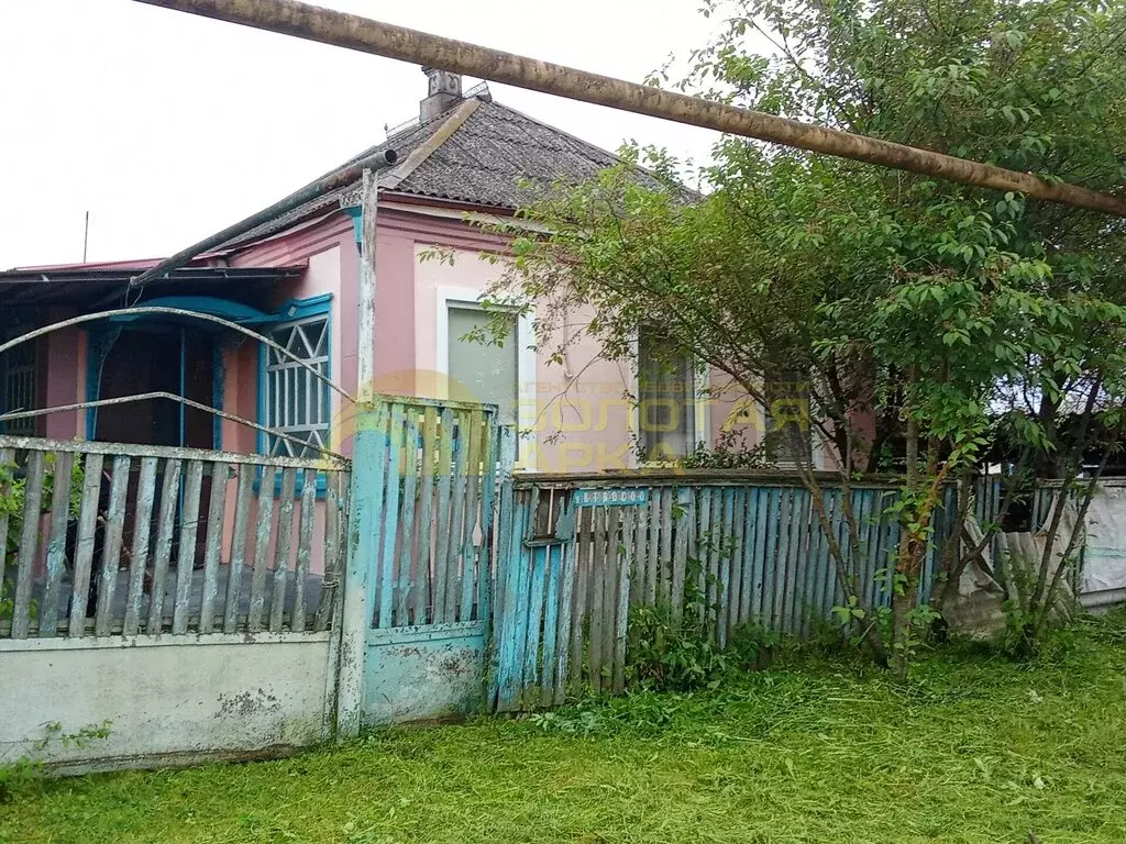 Дом в станица Мингрельская, улица Котляровского (100 м) - Фото 2