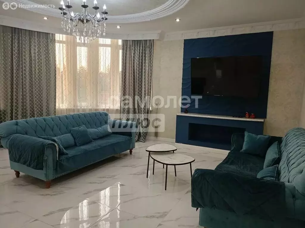 3-комнатная квартира: Нальчик, Балкарская улица, 97к2 (142.9 м) - Фото 1