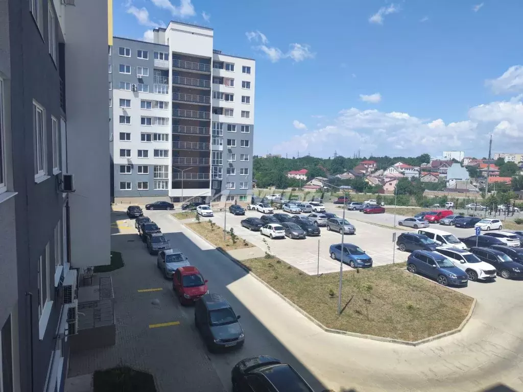 2-к кв. Крым, Симферопольский район, Молодежное пгт ул. Парковая, 3 ... - Фото 1