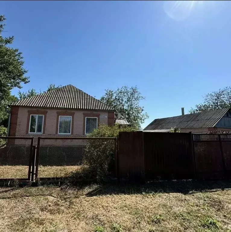 Дом в Ростовская область, Неклиновский район, Андреево-Мелентьевское ... - Фото 1