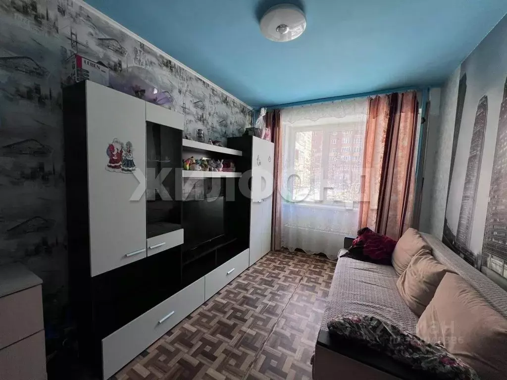 3-к кв. Новосибирская область, Новосибирск Весенний мкр, ул. Заречная, ... - Фото 1