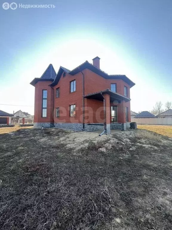 Дом в Курган, микрорайон Тополя, Стартовая улица (343 м) - Фото 2