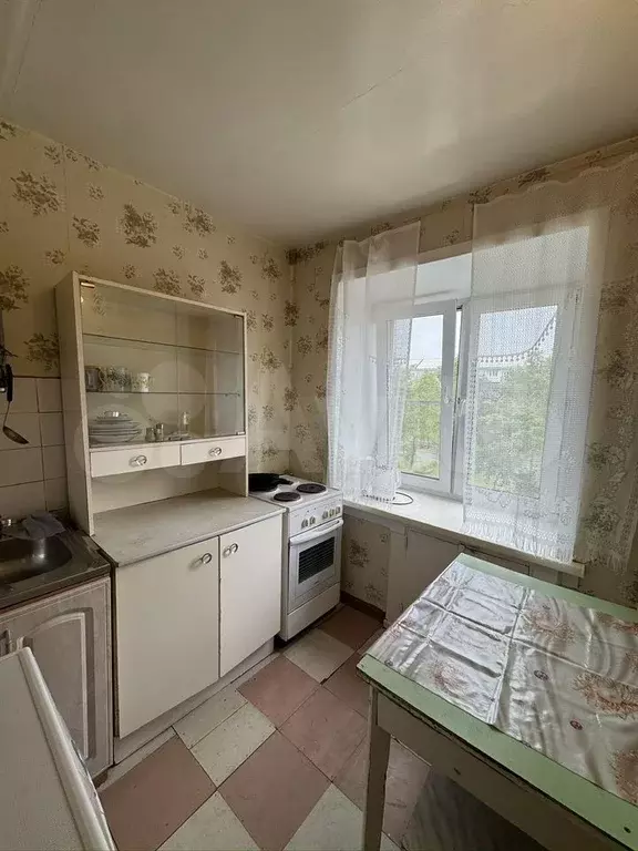 2-к. квартира, 45 м, 4/9 эт. - Фото 0