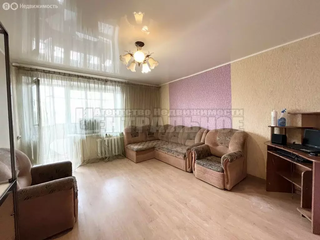 2-комнатная квартира: Смоленск, улица Фрунзе, 5 (52 м) - Фото 0