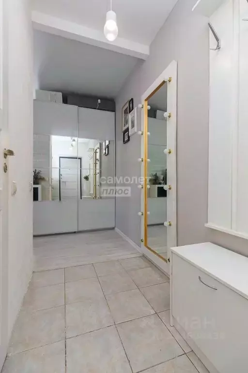 Студия Омская область, Омск ул. Ивана Воронкова, 1А (30.8 м) - Фото 1