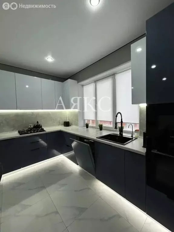 Дом в Ишимбай, улица Худайбердина, 6 (177 м) - Фото 1