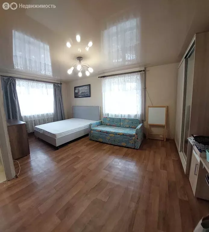 1-комнатная квартира: Верхняя Пышма, улица Чкалова, 9 (31.8 м) - Фото 1