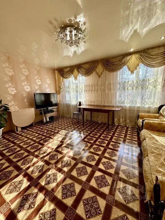 3-к кв. Кировская область, Киров ул. Короленко, 14 (72.4 м) - Фото 2