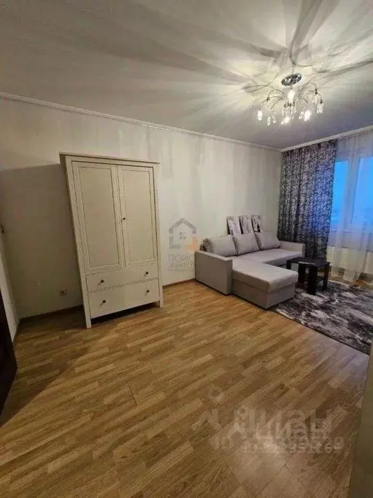 2-к кв. Кировская область, Киров ул. Сурикова, 34 (55.0 м) - Фото 2