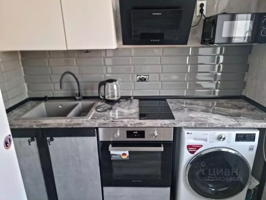 2-к кв. Кемеровская область, Новокузнецк ул. Лазо, 28 (45.6 м) - Фото 1