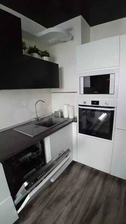 Квартира-студия, 50 м, 6/18 эт. - Фото 0