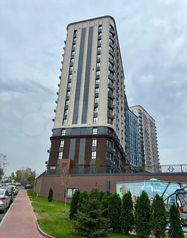 3-к. квартира, 93 м, 8/24 эт. - Фото 1