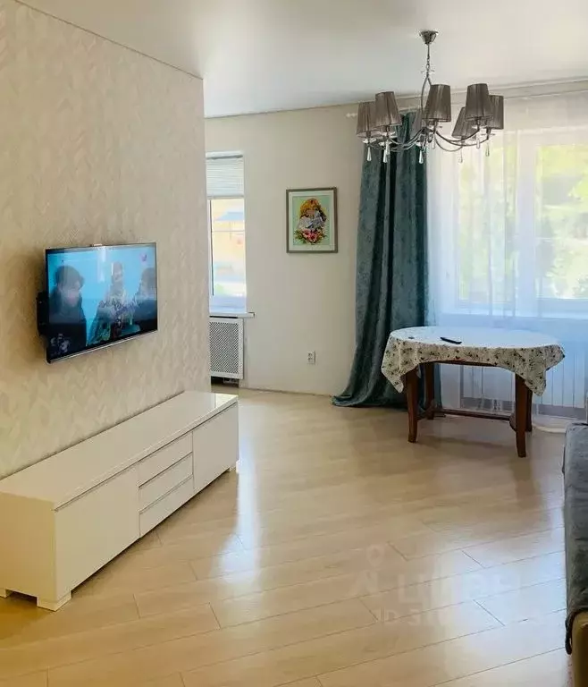 2-к кв. Севастополь ул. Яблочкова, 7 (70.0 м) - Фото 0