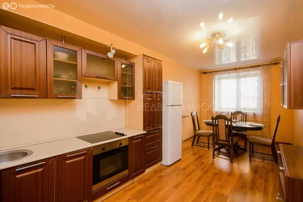 3-комнатная квартира: Тюмень, улица Малыгина, 4 (93.7 м) - Фото 2