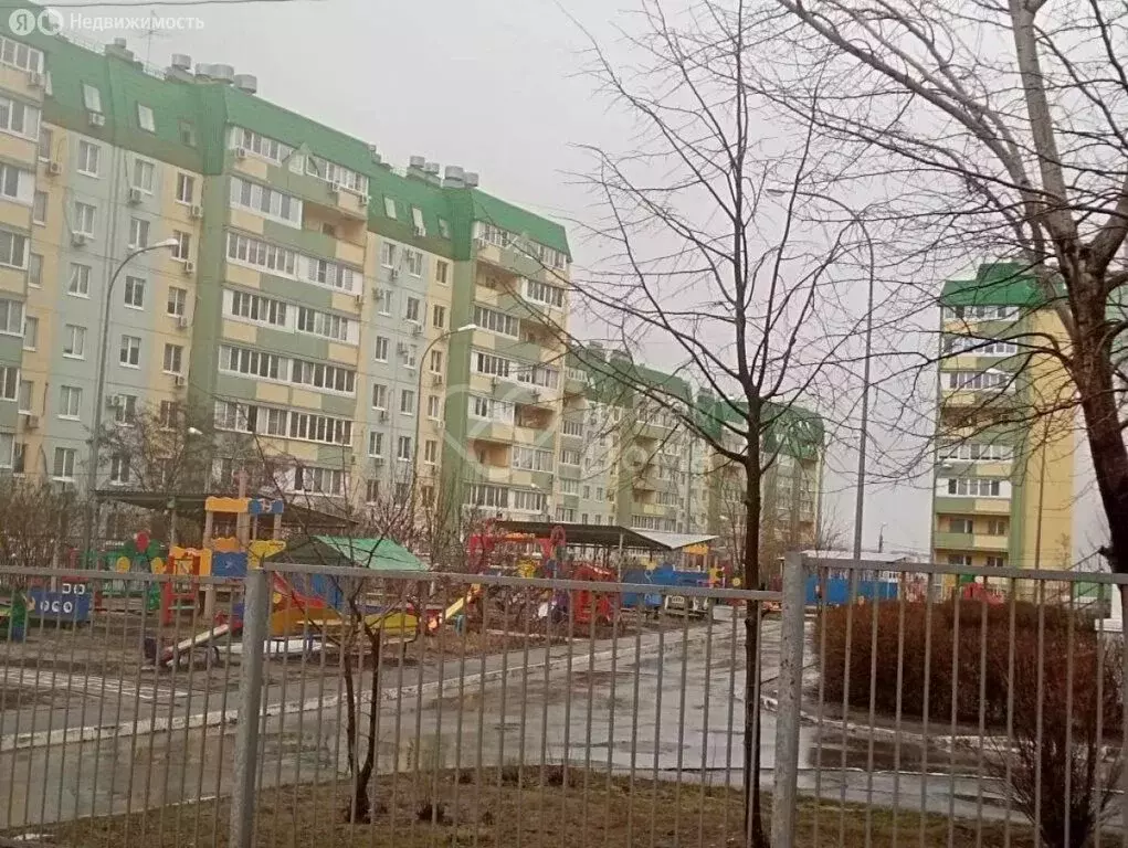 2-комнатная квартира: Волгоград, улица Янки Купалы, 64 (56.2 м) - Фото 1