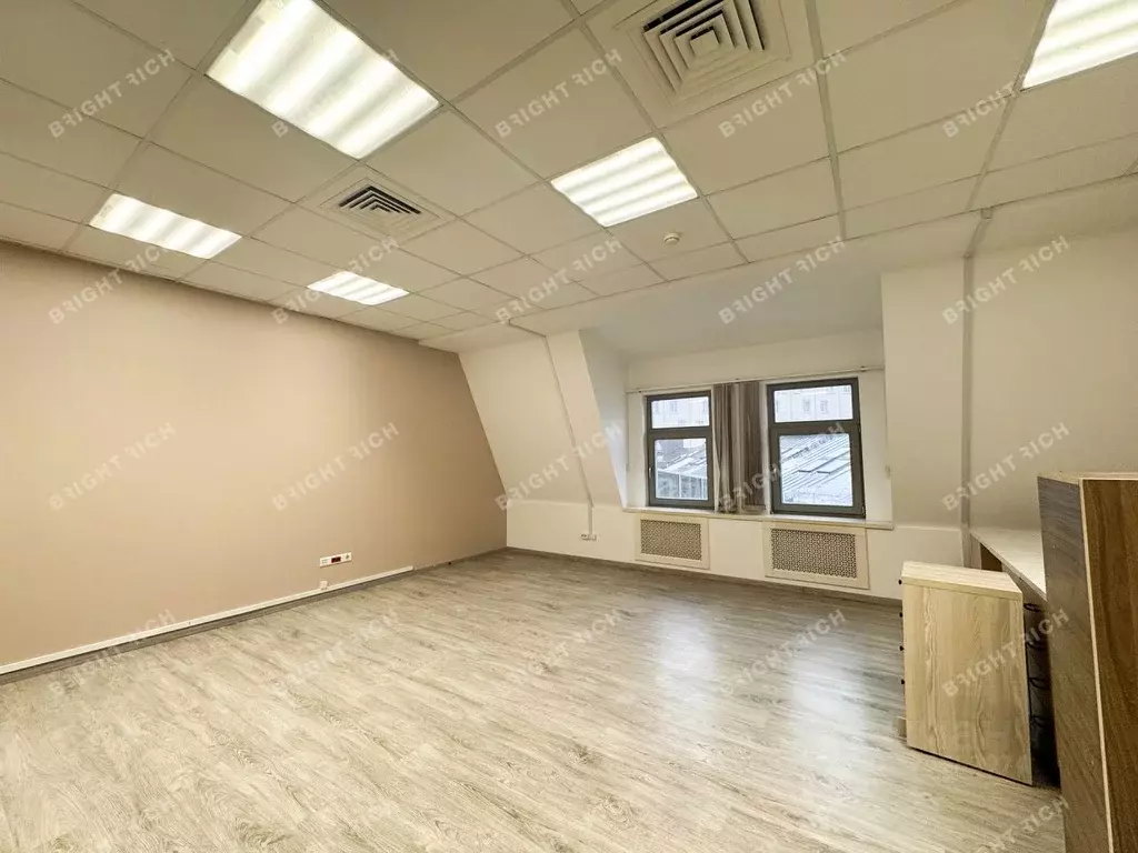 Офис в Санкт-Петербург Биржевой пер., 2 (800 м) - Фото 1