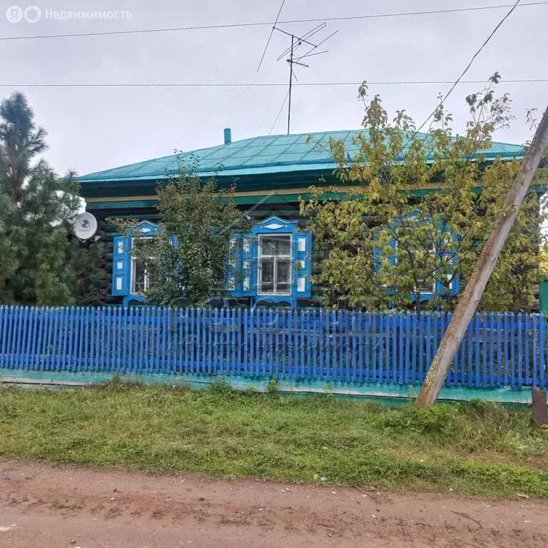 Дом в село Красный Завод, Первомайская улица, 6 (70 м) - Фото 1