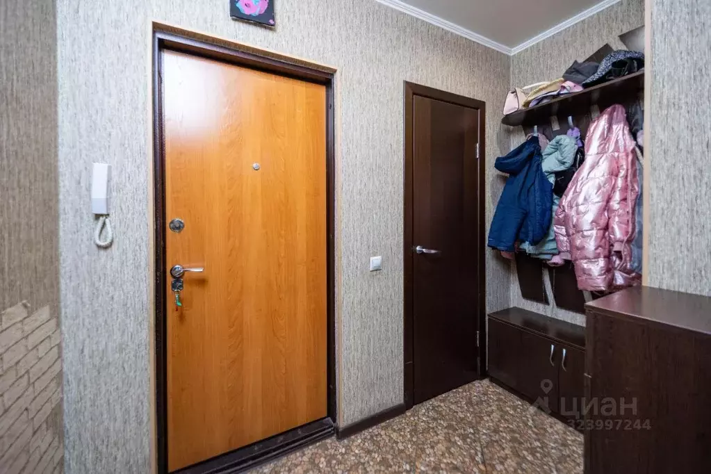 3-к кв. Красноярский край, Красноярск ул. Чернышевского, 106 (66.6 м) - Фото 2