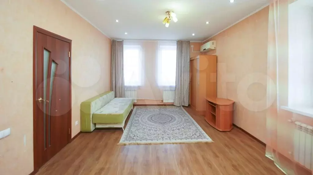 1-к. квартира, 70 м, 2/15 эт. - Фото 1