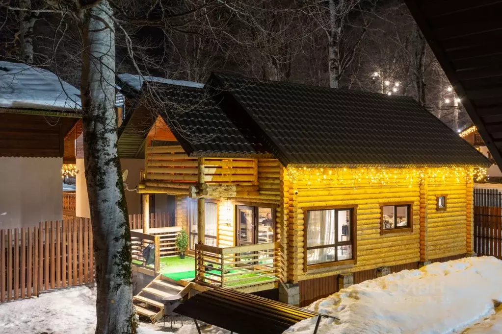 Дом в Карачаево-Черкесия, Зеленчукский район, с. Архыз  (100 м) - Фото 0