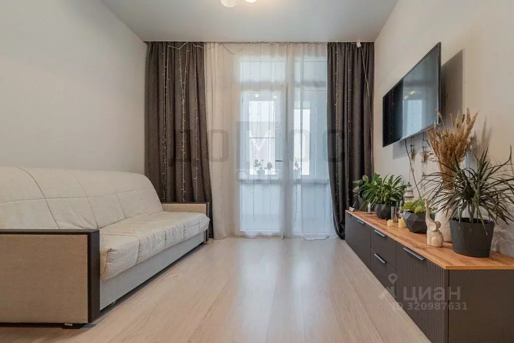 2-к кв. Свердловская область, Екатеринбург ул. Восточная, 31 (58.2 м) - Фото 1