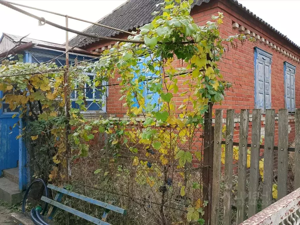 Дом в Краснодарский край, Северский район, Ильское городское ... - Фото 1