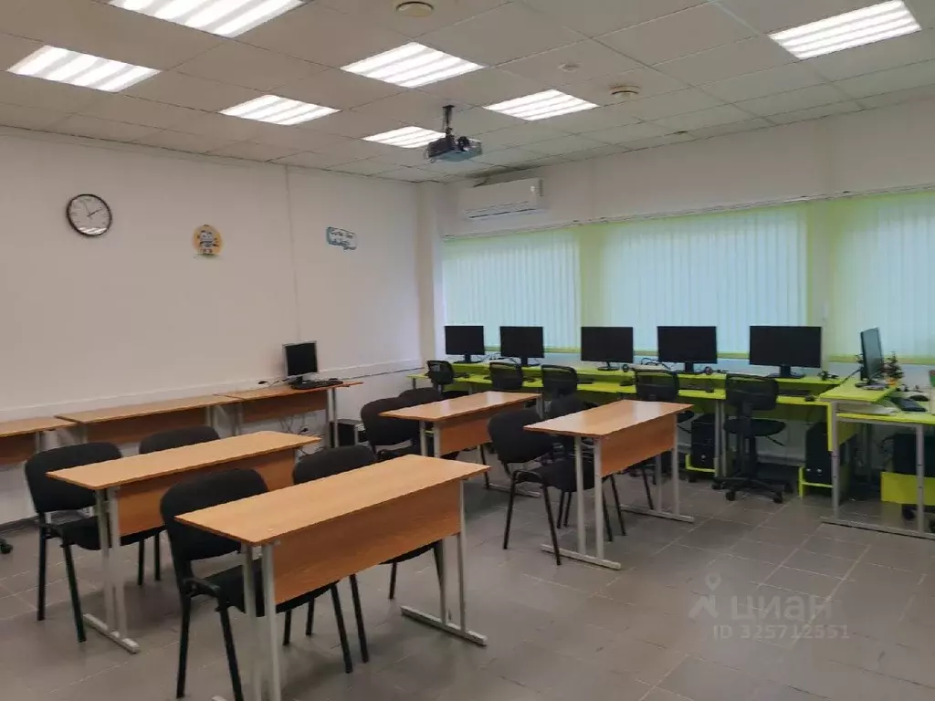 Помещение свободного назначения в Санкт-Петербург Наличная ул., 32К1 ... - Фото 1