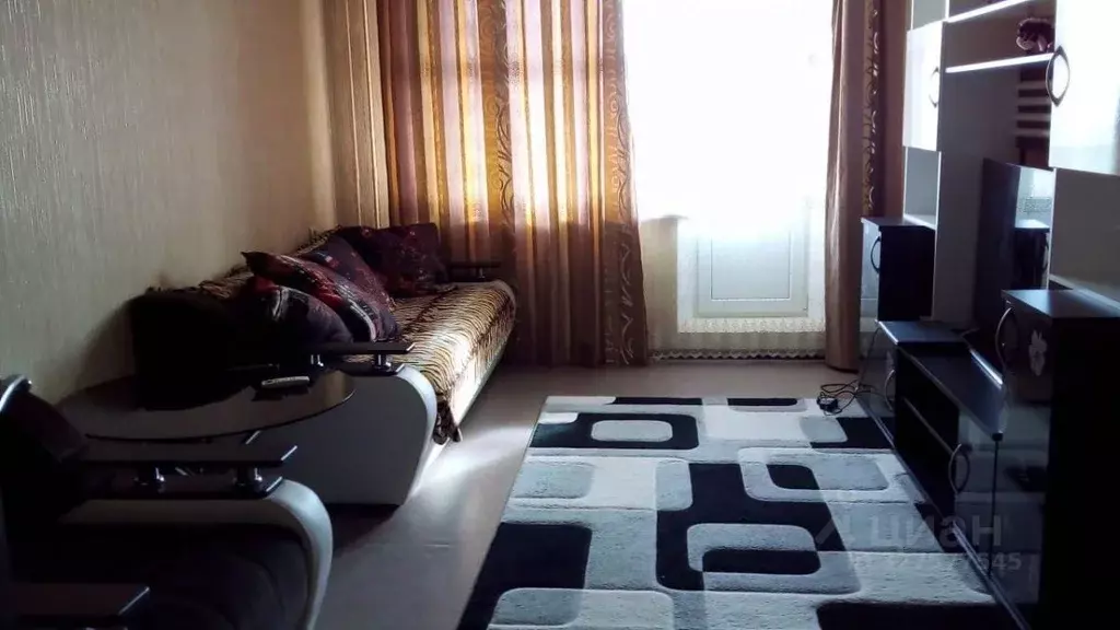 2-к кв. Волгоградская область, Волгоград ул. Маршала Воронова, 18 ... - Фото 1