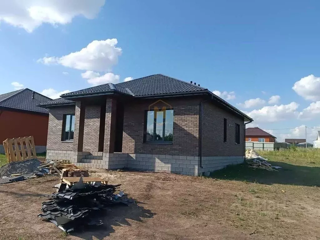 Дом в Белгородская область, Белгородский район, с. Стрелецкое, ... - Фото 0