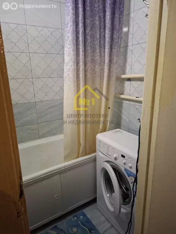 3-комнатная квартира: Челябинск, улица Масленникова, 15 (53 м) - Фото 2