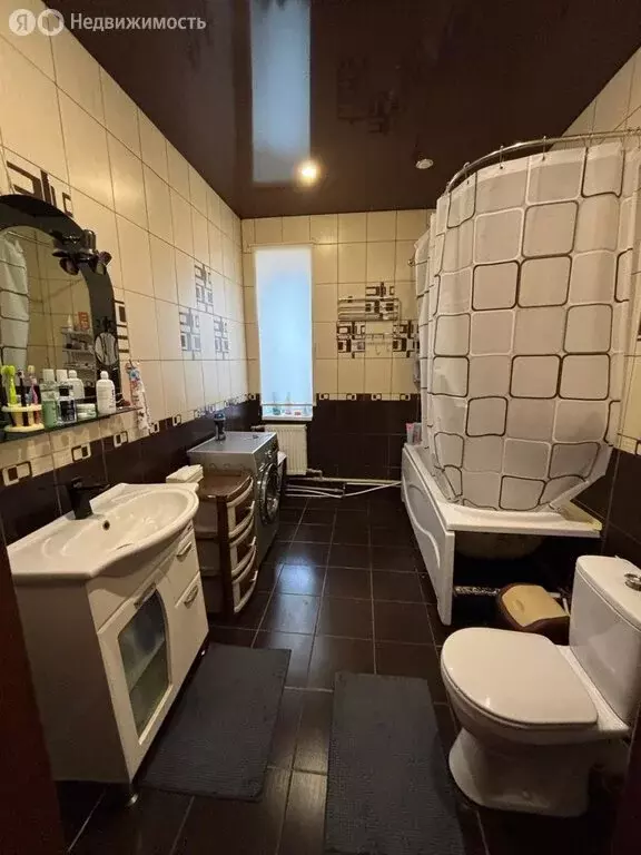 Дом в Ракитное, рабочий посёлок Ракитное, Центральная площадь (109 м) - Фото 1