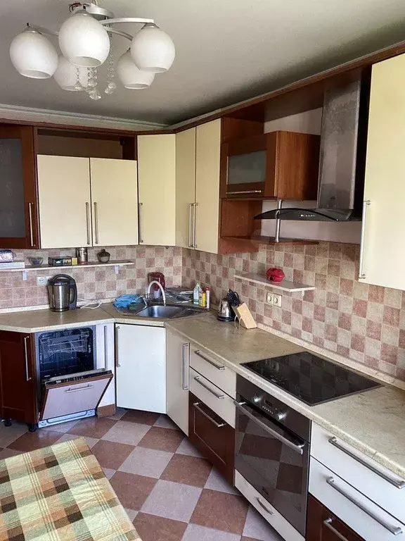 2-к. квартира, 58 м, 8/16 эт. - Фото 0