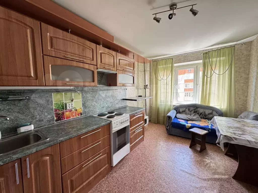 3-к. квартира, 87 м, 8/17 эт. - Фото 0