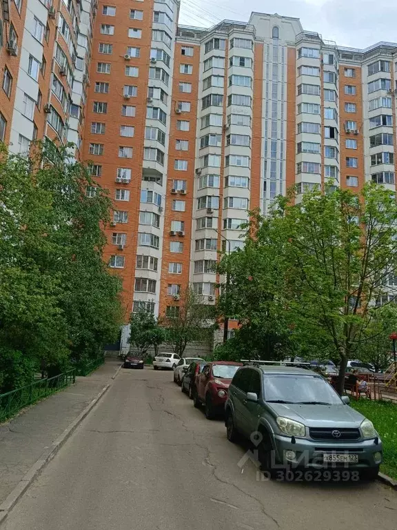 2-к кв. Московская область, Красногорск ул. Ленина, 42 (68.0 м) - Фото 0