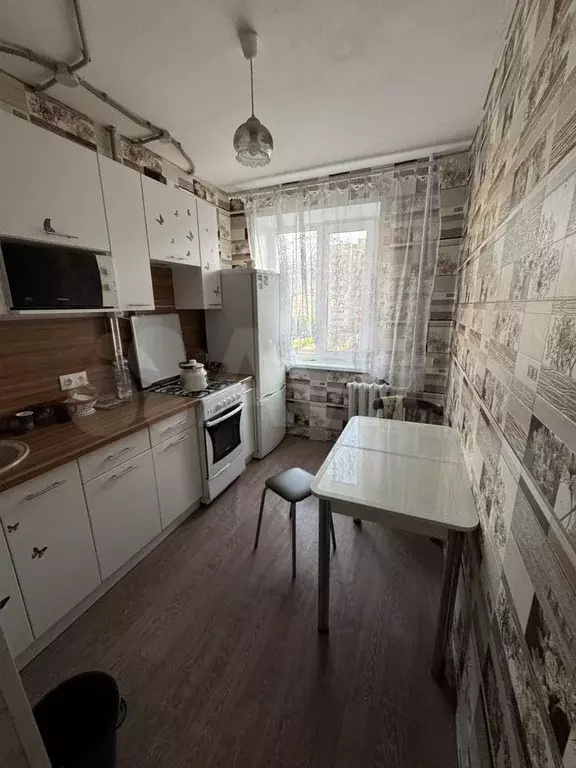 2-к. квартира, 43 м, 4/9 эт. - Фото 1