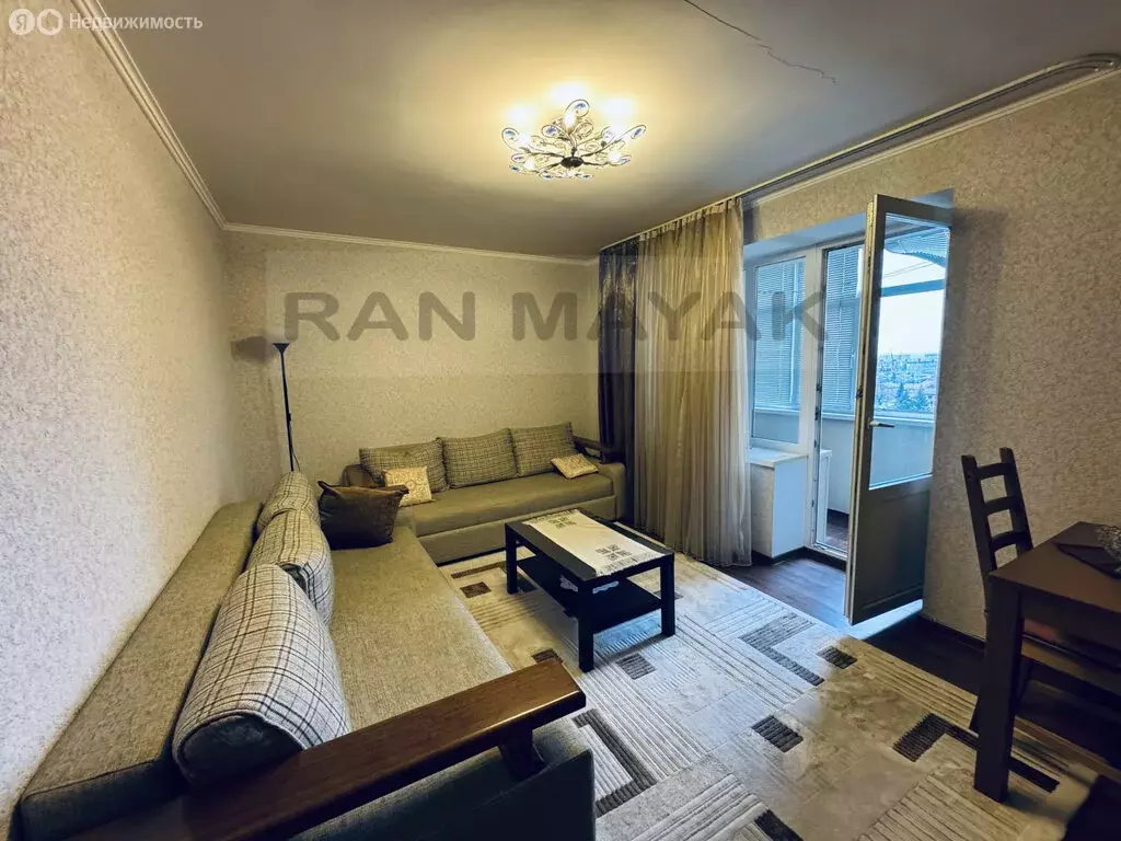 3-комнатная квартира: Майкоп, Пролетарская улица, 304 (63.3 м) - Фото 2