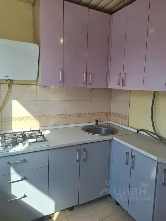2-к кв. Псковская область, Псков Народная ул., 37 (44.4 м) - Фото 2