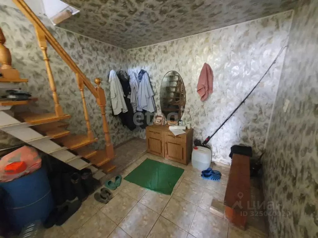 Гараж в Краснодарский край, Новороссийск городской округ, с. Южная ... - Фото 2