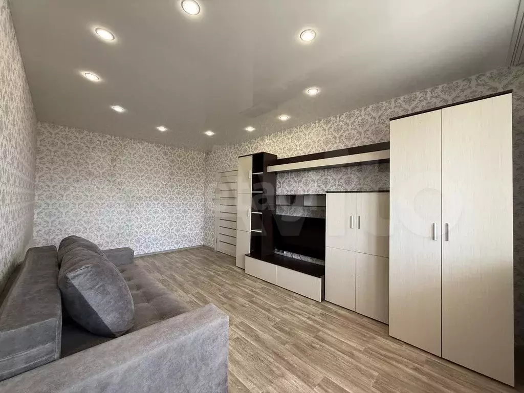 1-к. квартира, 44,5 м, 3/10 эт. - Фото 1