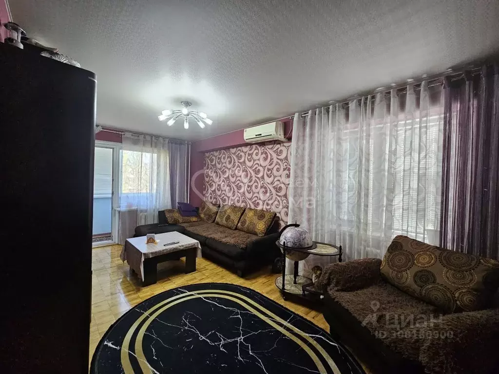 3-к кв. Волгоградская область, Волгоград Ростовская ул., 19 (67.1 м) - Фото 0