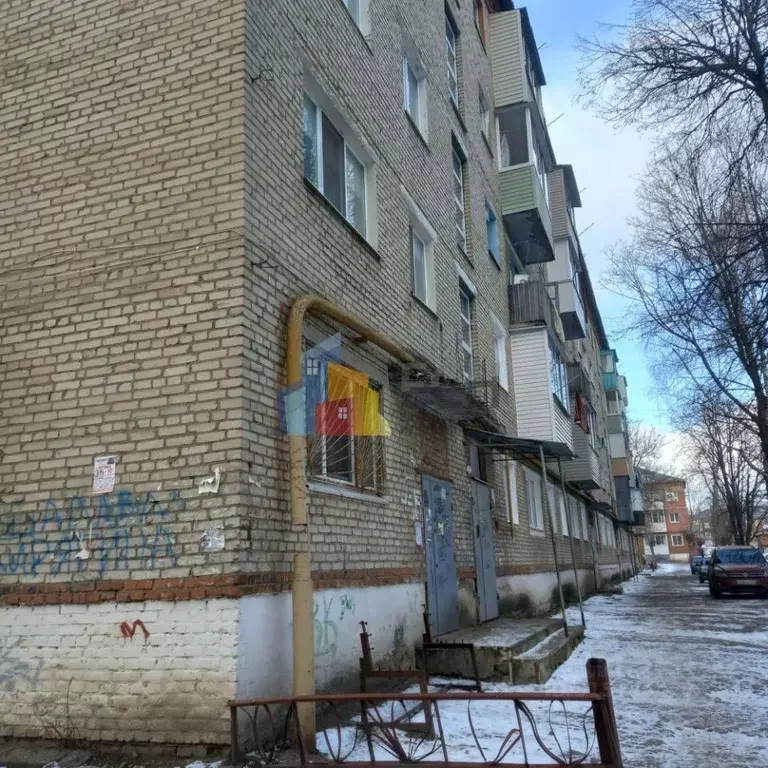 3-к кв. Тульская область, Киреевск ул. Льва Толстого, 16 (42.6 м) - Фото 1
