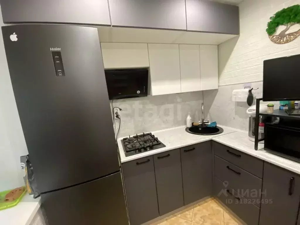 2-к кв. Хабаровский край, Комсомольск-на-Амуре Советская ул., 23к2 ... - Фото 0