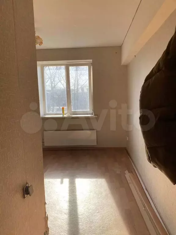Комната 13 м в 3-к., 2/5 эт. - Фото 1