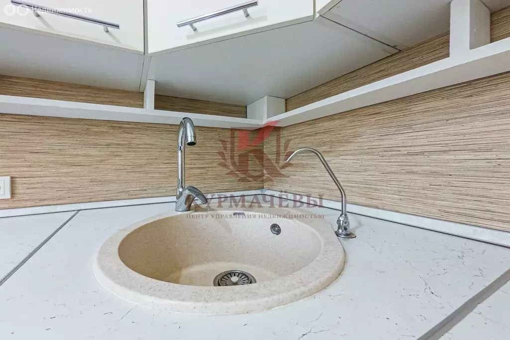 2-комнатная квартира: Екатеринбург, улица Академика Шварца, 10к3 (48 ... - Фото 1