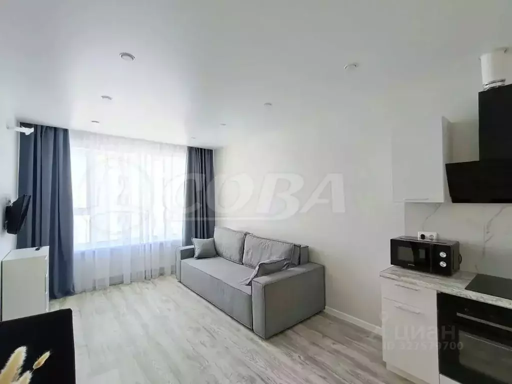 1-к кв. Тюменская область, Тюмень ул. Владислава Крапивина, 9 (40.0 м) - Фото 2