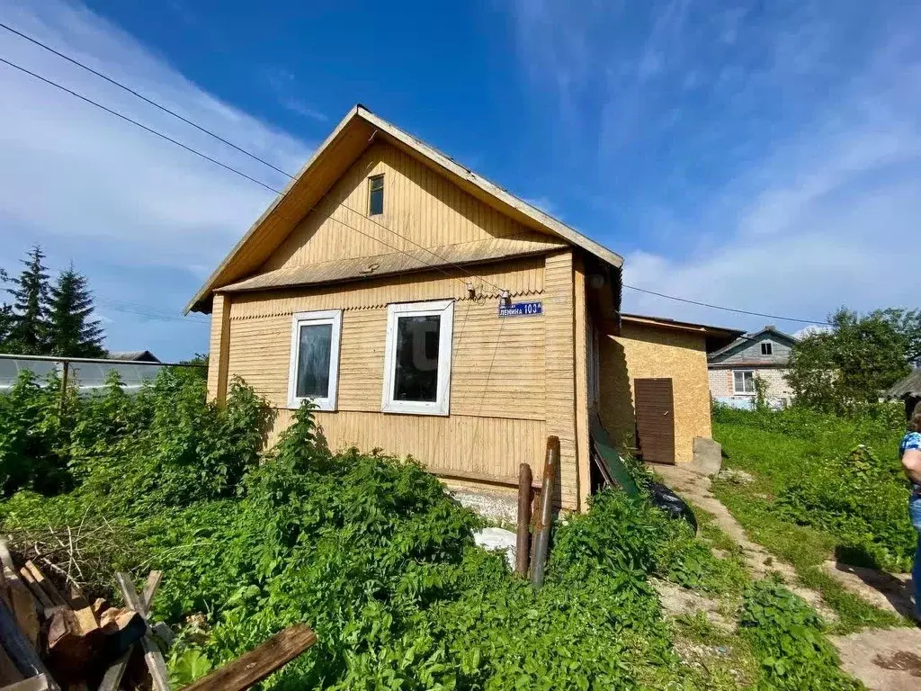 Дом в Псковская область, Порхов просп. Ленина, 103 (48 м) - Фото 1