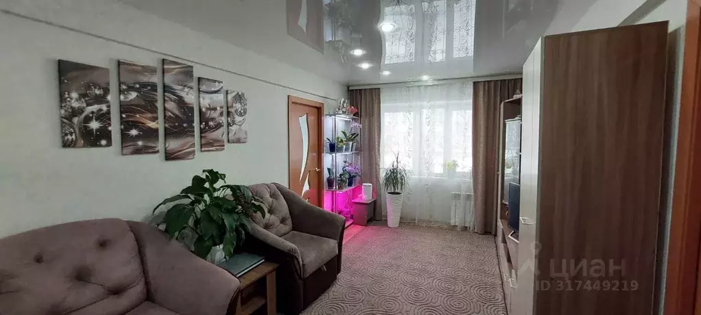 3-к кв. Иркутская область, Усолье-Сибирское ул. Стопани, 47 (56.0 м) - Фото 0